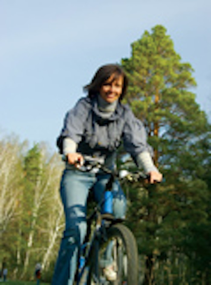 woman_riding_bike