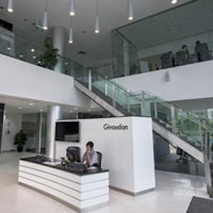 GIV_SG_Reception_685x6852