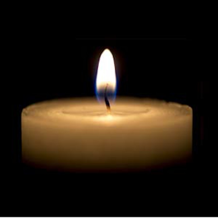 300_candlememorial_parallax1
