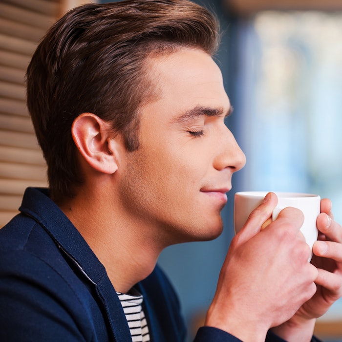 mansmellingcoffee_PF_850