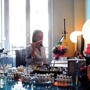 CaliceSmellingTechnique_300