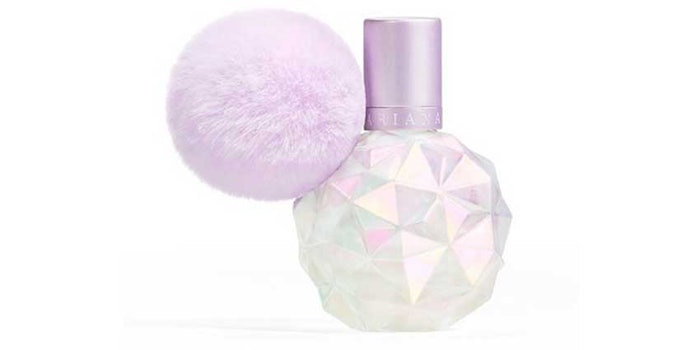 arianagrandeperfume / via Instagram