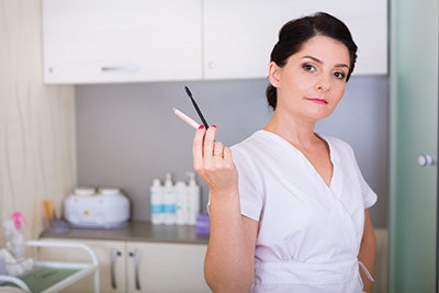 Si1801 Brows Dreamstime Xxl 100572652 White Coat 400