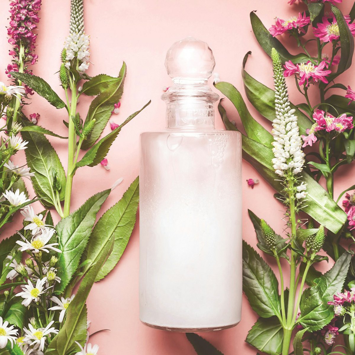 How to Select High Quality Essential Oils - Willow and Sage Magazine