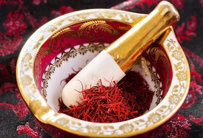 A picture of a mixing bowl