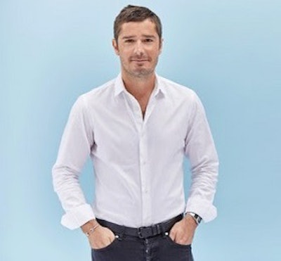 A perfumer at drom Fragrances