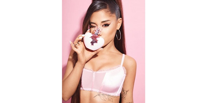 @arianagrande / via Instagram