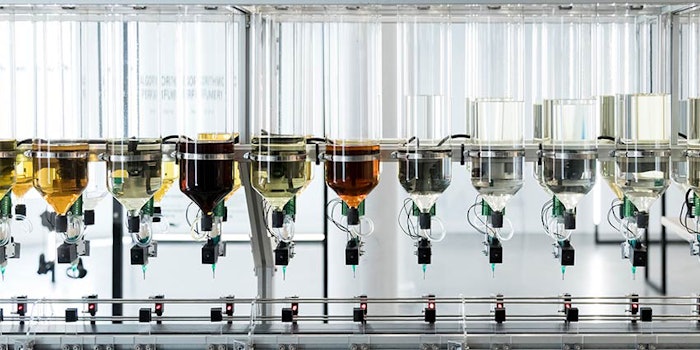 Coming to New York, Algorithmic Perfumery offers people the opportunity to co-create their perfume.