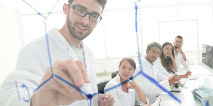 ChemistsNotesResearchMarkerGlass850x425