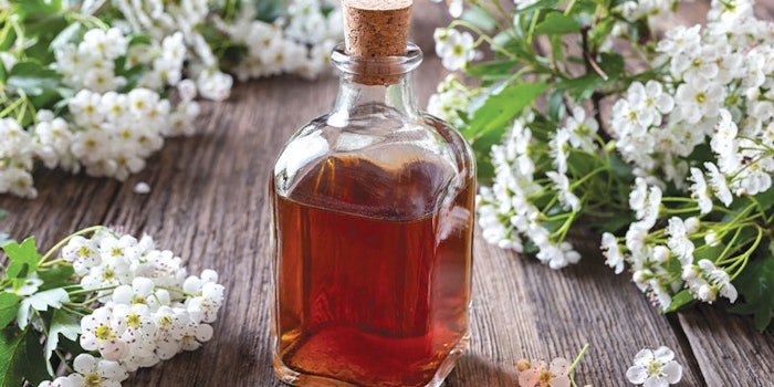 p-Methoxybenzaldehyde is the key odor component of the flower of the hawthorn bush, a common hedging plant in the United Kingdom.