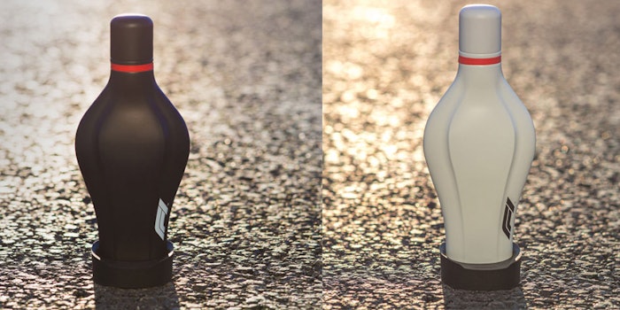 The aerodynamic bottle design is inspired by the lines of the F1 car chassis.