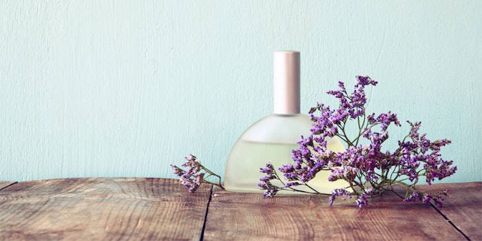 The microemulsion is designed to be used to produce a fine fragrance composition or a cosmetic or personal hygiene composition.