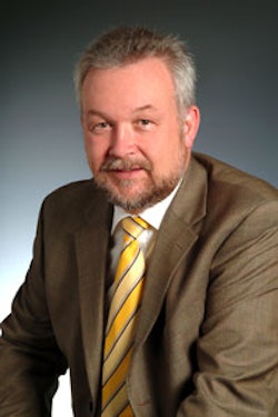 Pf Matthias Guentert 200x300