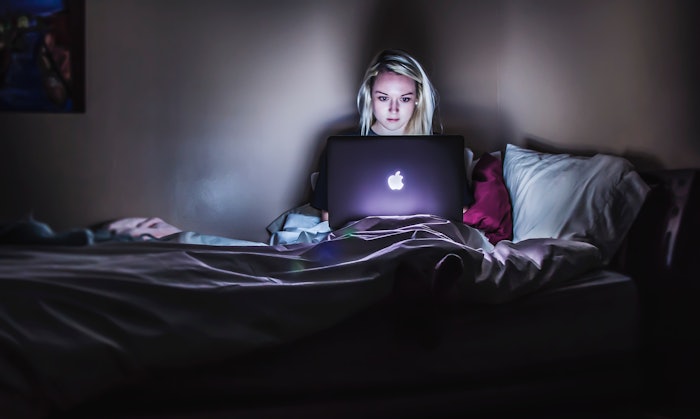 Nanovetores offers technologies that, among other things, can boost defenses against blue light exposure.
