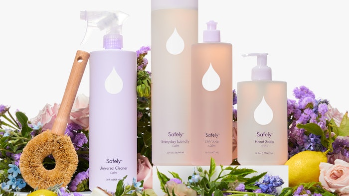Calm features notes of lavender, vanilla, lemon, coconut, rose and dry musk.