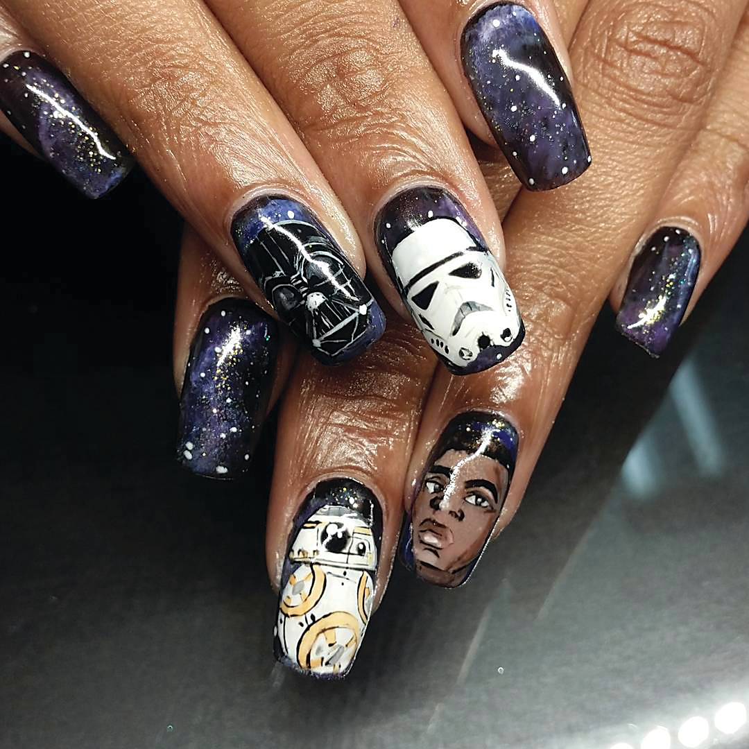 @Chicaartistanails / via Instagram