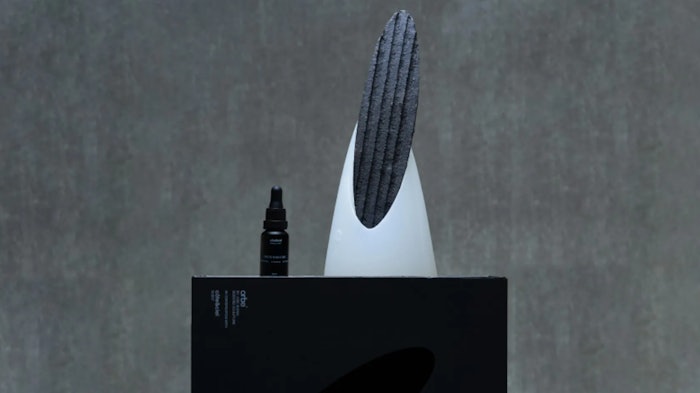 Côte&ciel and Studio Orbe's Atlas includes a ceramic stone diffuser and an original scent inspired by the coastal landscapes with floral and aquatic notes.