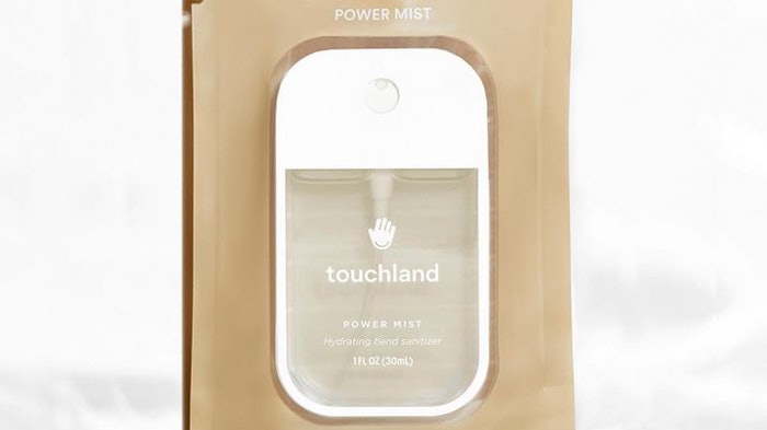 The Beach Coco Power Mist is formulated with pineapple, coconut water, vanilla and top notes of sweet orange and grapefruit.