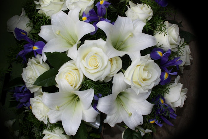 Mary (Levering) Champon, 97, passed away March 21, 2022 in Colts Neck, New Jersey.