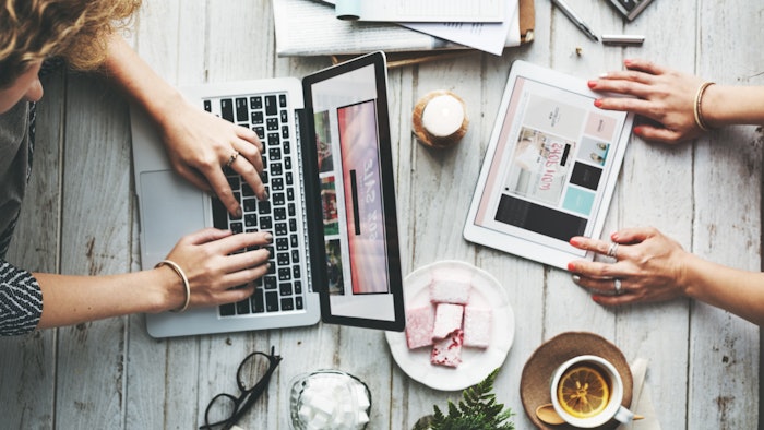 Read up on job opportunities in the F&F realm, company collaborations, sales results and more.
