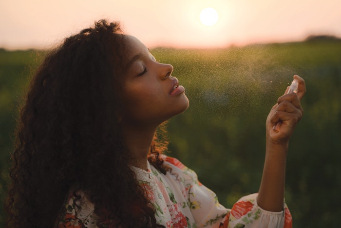 English speakers predominantly use source-based descriptors to describe scent.