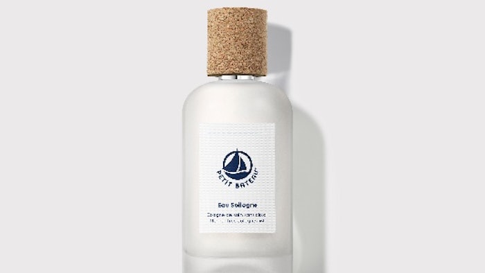 Eau Soilogne offers scent notes of tangerine zest, sweet mint, neroli, honeysuckle, white amber and musk.