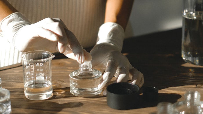 GLC fingerprint chromatograms of five authentic essential oils were obtained in a collaborative study.