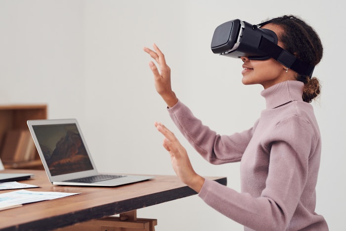 Euromonitor consultant, Carmen Silva, states that fragrance houses, brands and retailers will more greatly leverage AI, AR and VR to drive engagement and immersion with fragrances.