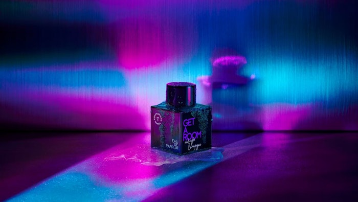 Confessions of a Rebel's Get A Room and Order Champagne offers scent notes of raspberry, mandarin, jasmine, cocoa, patchouli and vanilla.