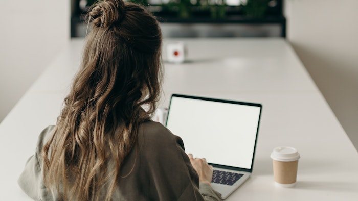 Don't log off for the weekend before catching up on the latest headlines in F&F.