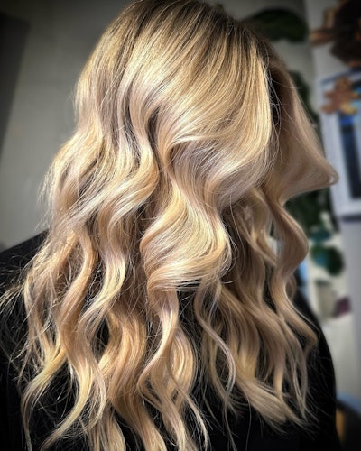 Champagne hair color from Denise Welsh.