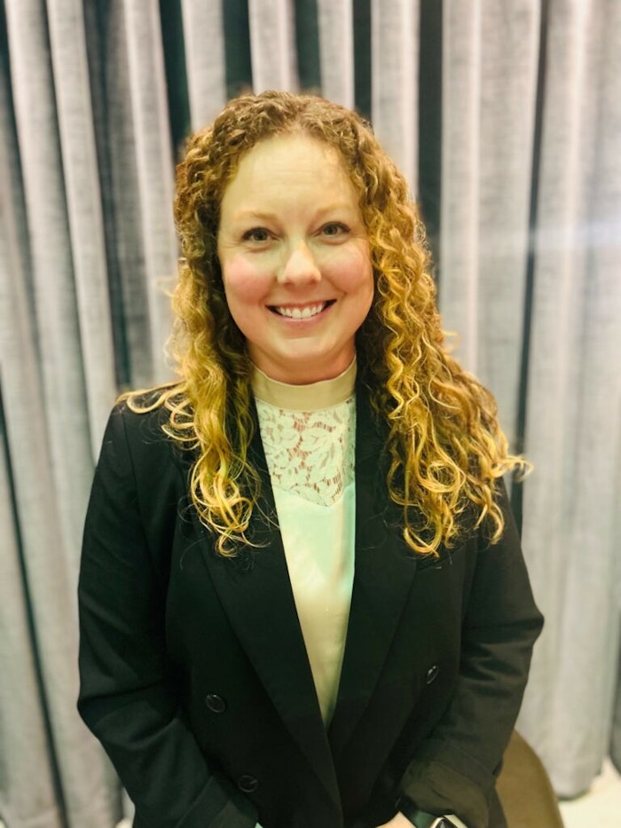 Johanna Kearney holds a Bachelor of Science degree in Biology Education from Auburn University and a Master of Arts degree in Biology Education from the University of Alabama Birmingham.