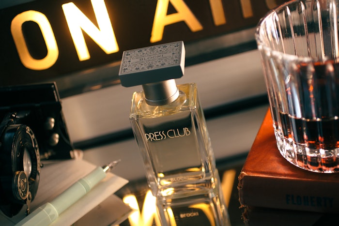 Press Club Eau de Parfum is a crisp, spicy amber fragrance.