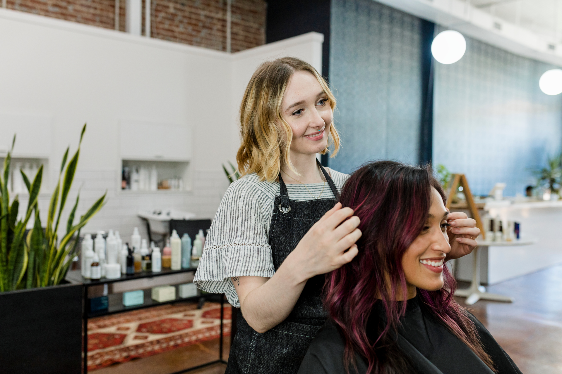 Ellen Devine, Sam Villa ArTeam and Master Stylist at Lunatic Fringe, shares her tips for how to take the fear out of relocating to a new salon.