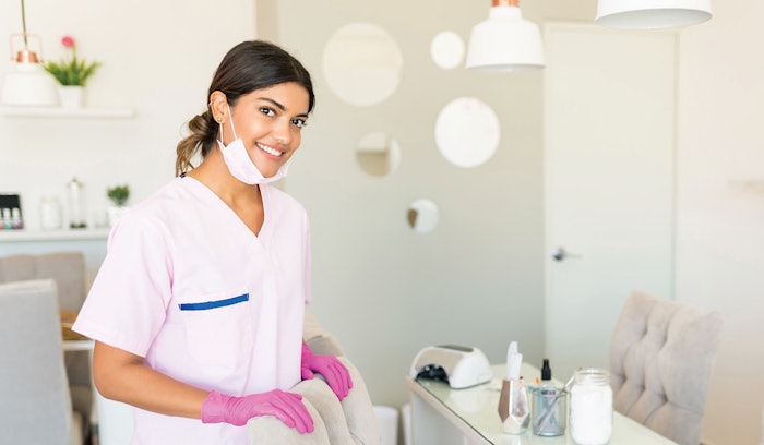 Read on to find out what salon owners and an expert in the field look for in potential employees that will help make a great team.