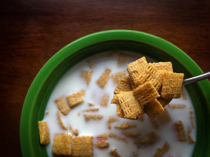 Five hundred ppm of gamma-octalactone is very effective in cereal flavors. Lower levels can also be useful in pizza dough and bread flavors.