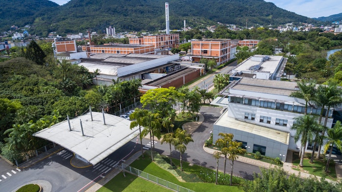 Duas Rodas' acquisition of tropextrakt will be essential for Duas Rodas to continue to expand its exports.
