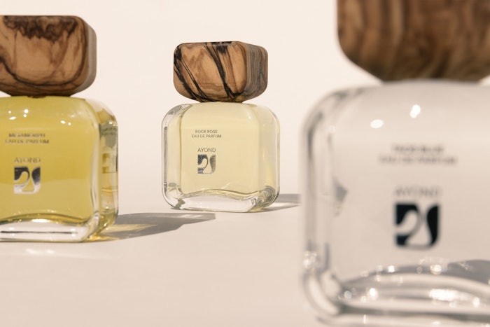Echoing the sustainably sourced ingredients used in the fragrances, the bottle cap is designed using upcycled wood from deceased olive trees and incorporating Portuguese cork as the inner liner.