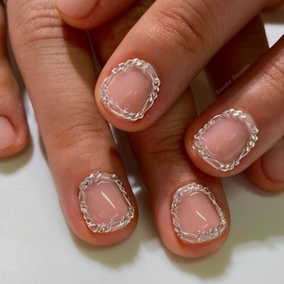 Chain Nails