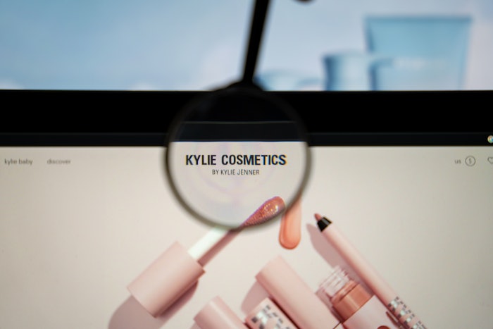 The fragrance is described as 'a sweet, warm floral, elevated scent.'