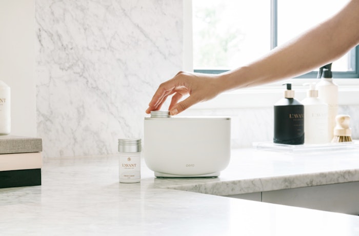 Sandra Barvaux shares, 'Our goal is to offer Aera consumers beautiful fragrances that resonate with the ambiance they desire to create in their homes.'