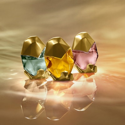 Ôrəbella users simply shake the bottles prior to application to 'activate' the scents, which comprise the brand's Ôrəlixir base, a mixture of hydrating snow mushroom and a blend of moisturizing camellia, almond, olive, jojoba and shea.