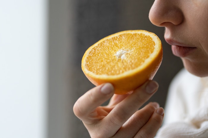 In an assessment of more than 400 participants, it showed a breakdown in the unified smell of a compound following substructure adaptation.