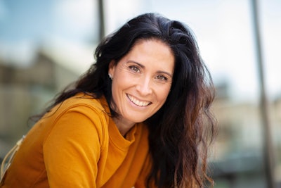 Lubrizol’s Fensebiome heptapeptide is designed to provide barrier protection to the skin and scalp while also increasing the beneficial scalp microbiota, which can decrease with age.