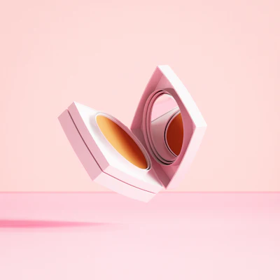 SeaCliff Beauty’s BeautiLock SPF Cushion Compact design features the company’s patented BeautiLock closure technology that limits product weight loss at less than 1%.