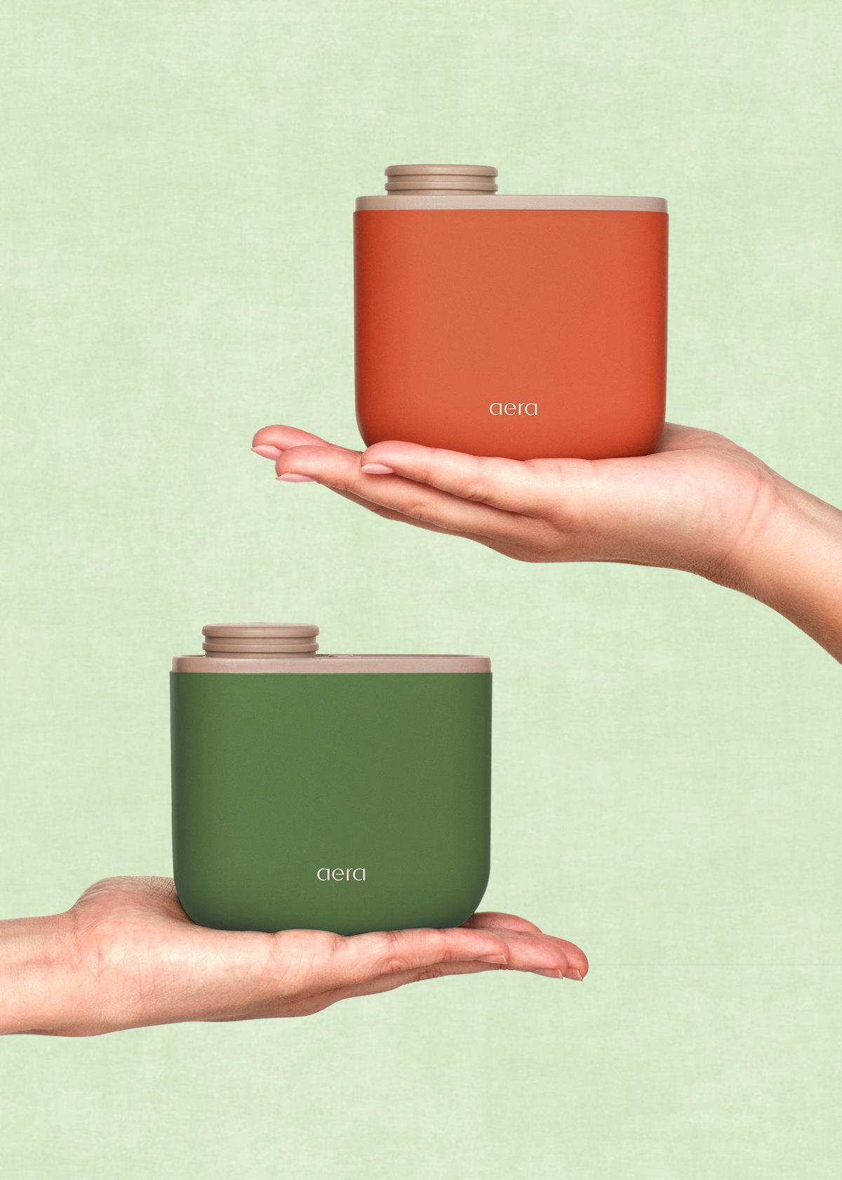 Apartment Therapy for Aera Collection Debuts 3 Fragrance Capsules