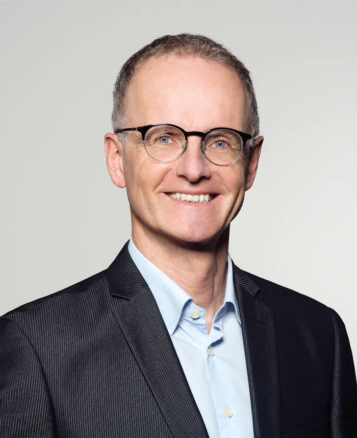 Manfred Zurkirch appointed as new CEO of Hoffman Neopac, effective 01/01/2025.