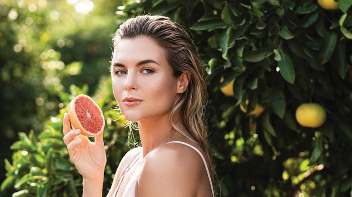 Nagase Shutterstock 2140641195 Middle (1)