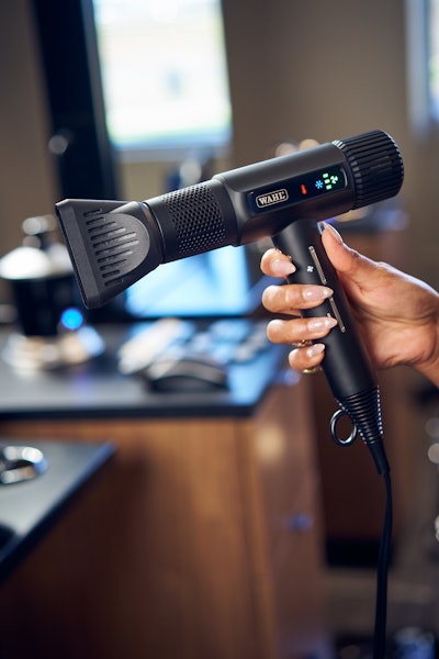 The Vanquish Hairdryer prioritizes power, comfort and efficiency.