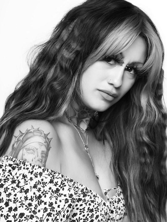 Lynda Peterson B&W headshot
